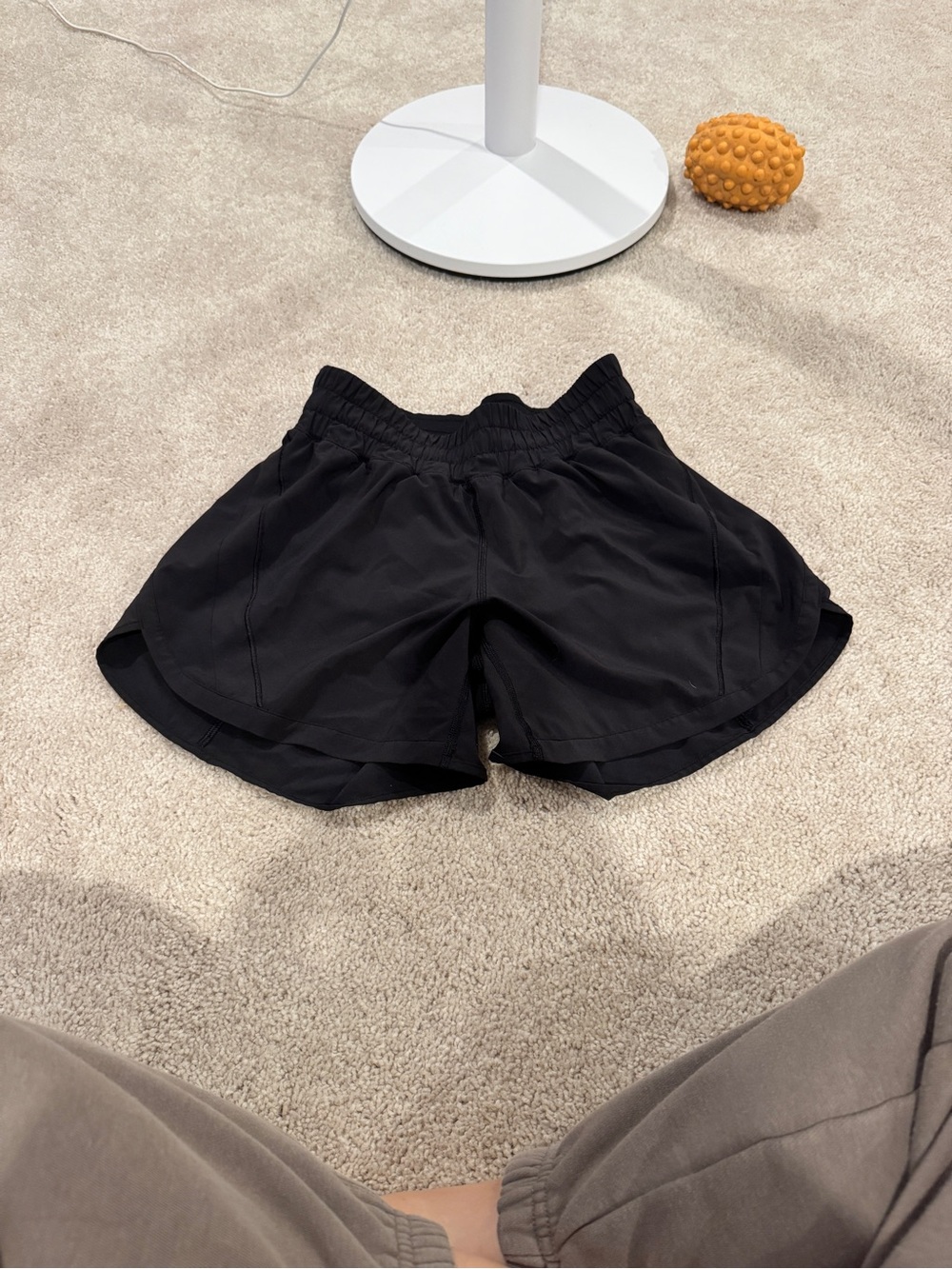 Lululemon track that MR 5 inch